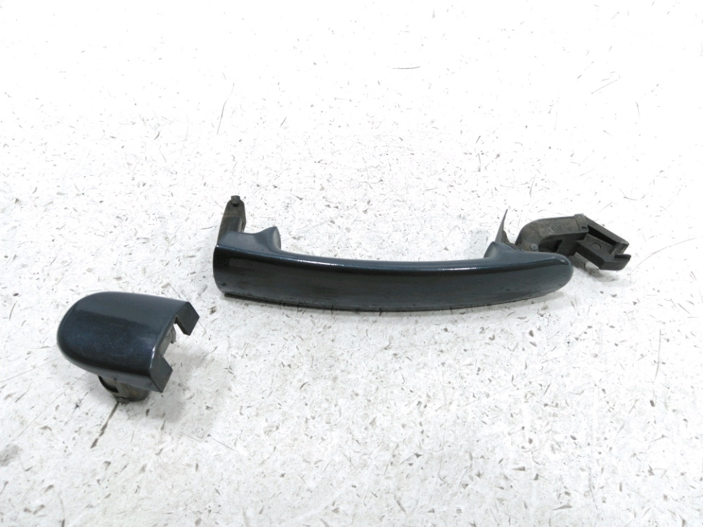 Poignée extérieure avant droite