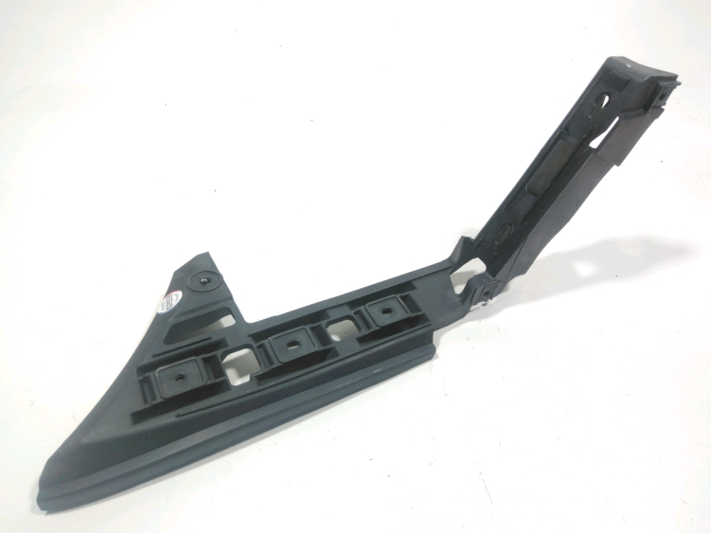 Support gauche de pare-choc arriere