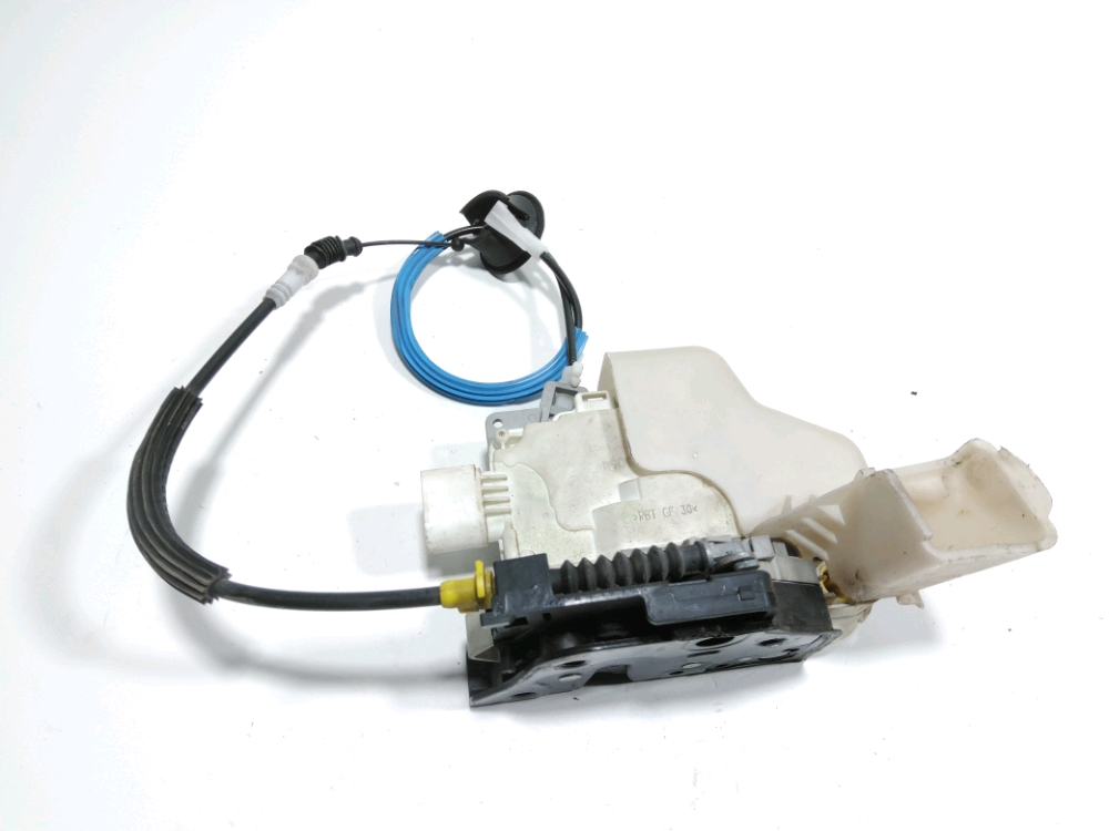 Serrure de porte avant gauche