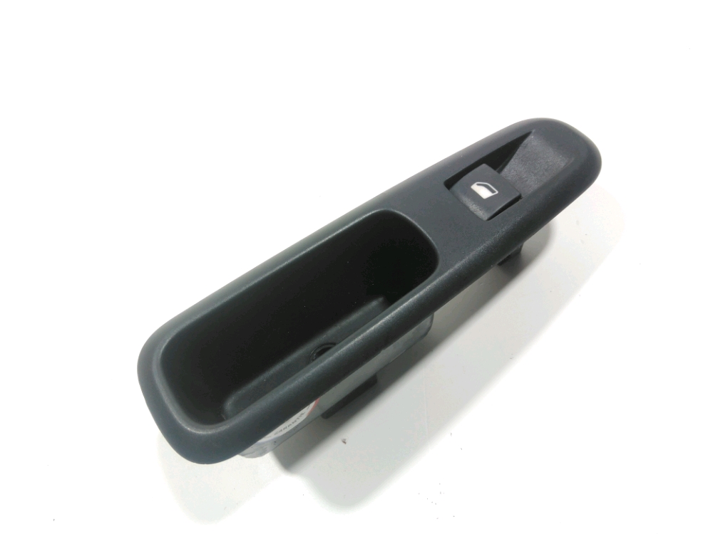 Commande lève-vitre arrière gauche