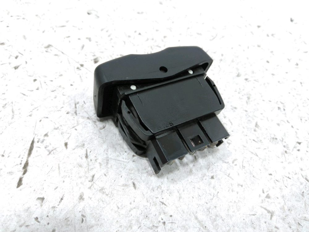 Commande lève-vitre avant gauche