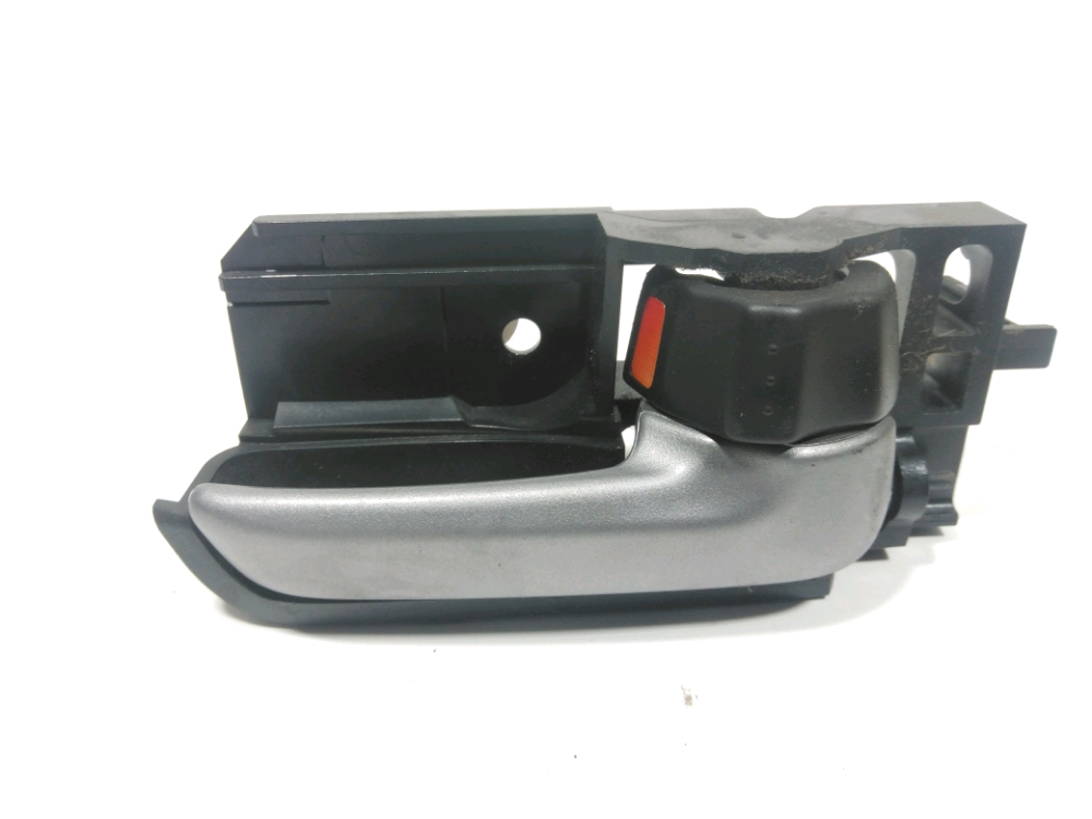 Poignee interieure porte avant droite