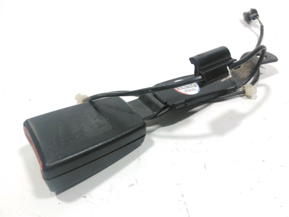 Ancrage ceinture avant gauche