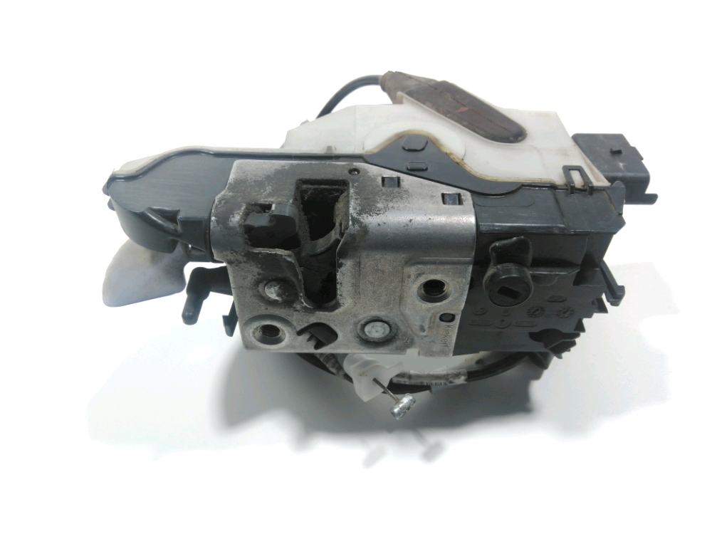 Serrure de porte avant gauche