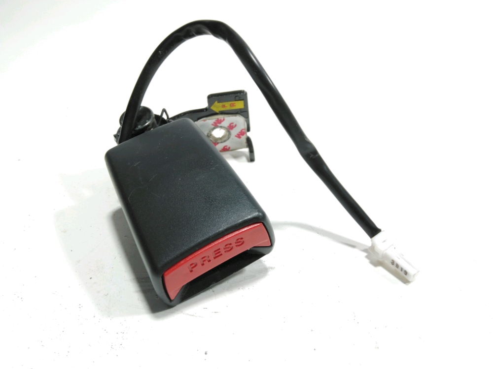Ancrage ceinture arrière gauche