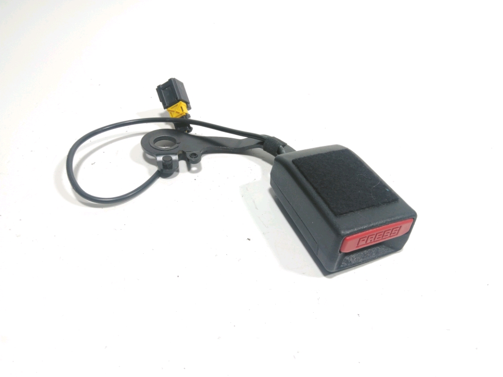 Ancrage ceinture arrière droit