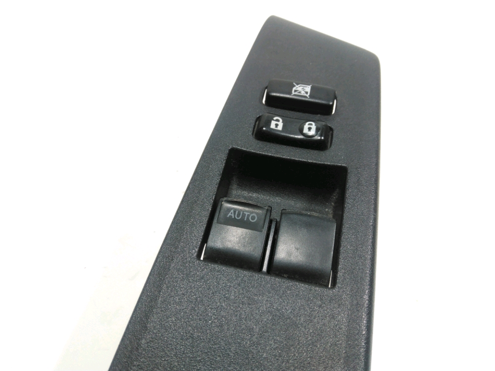 Commande lève-vitre avant gauche