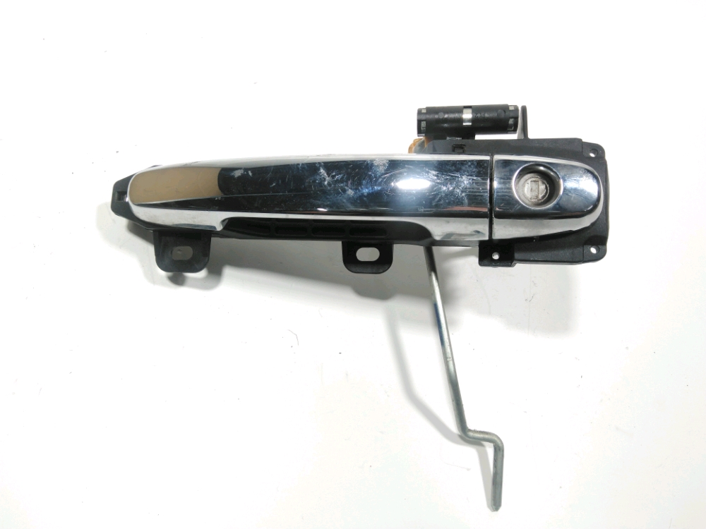 Poignee exterieure avant gauche