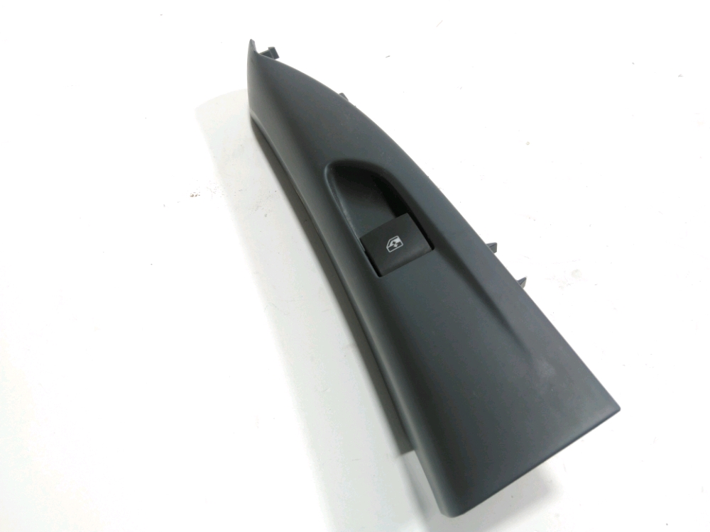 Commande lève-vitre arrière droit