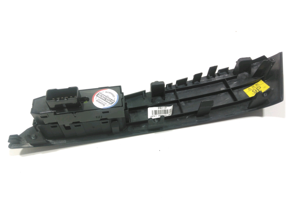 Commande lève-vitre arrière gauche