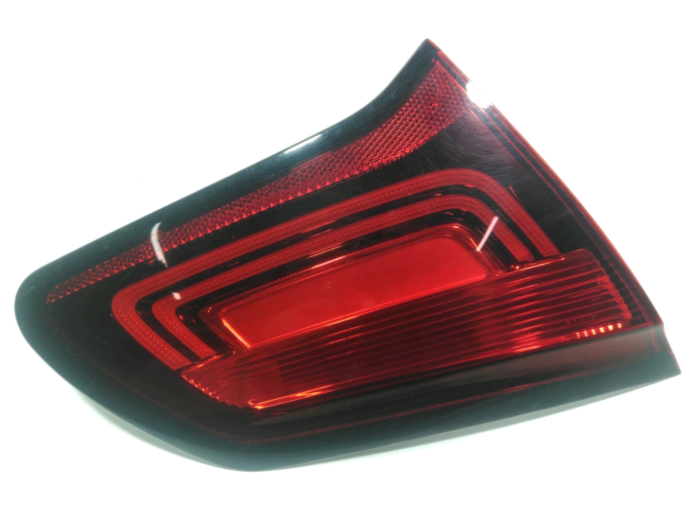 Feu arrière intérieur gauche