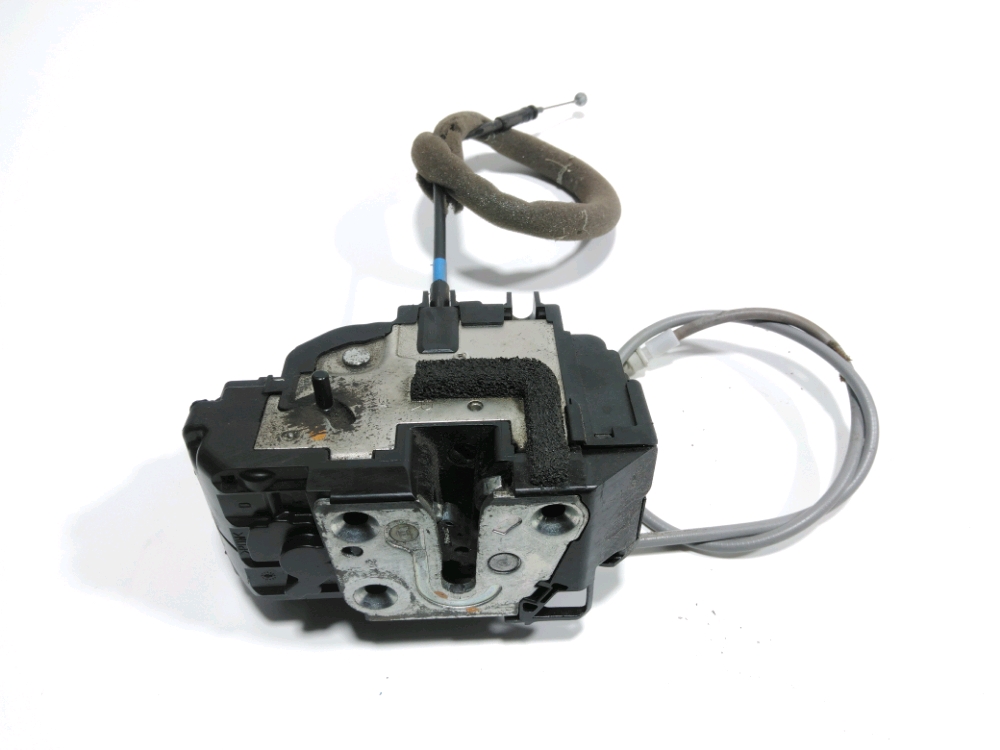 Serrure de porte arriere droite