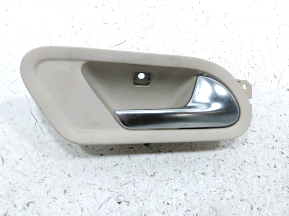 Poignée intérieure porte avant droite