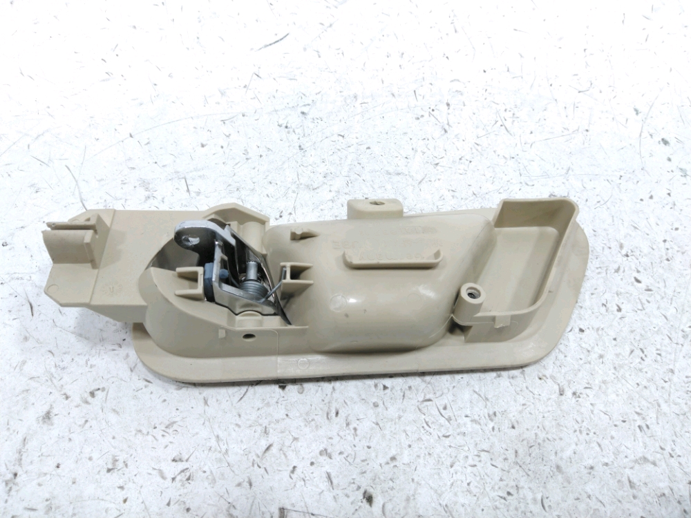 Poignée intérieure porte avant droite