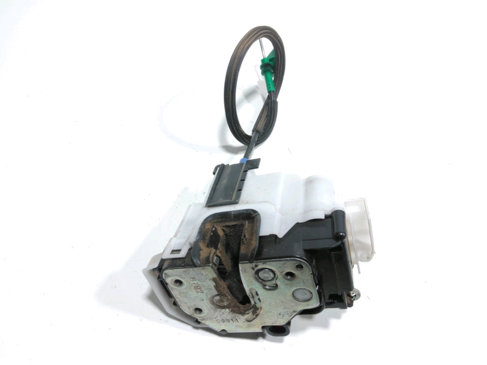 Serrure de porte avant gauche