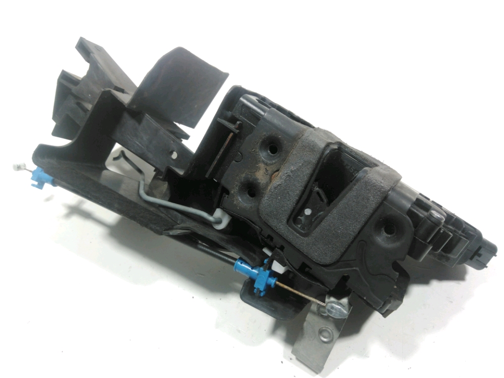 Serrure de porte avant gauche