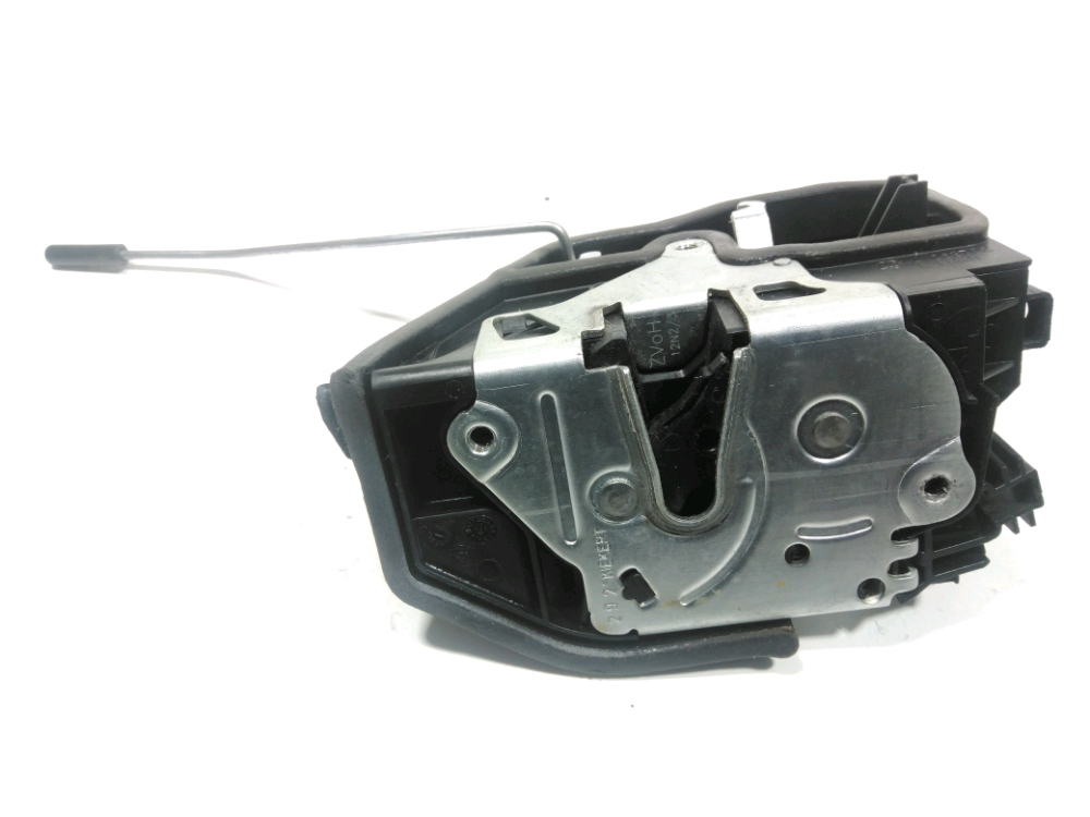 Serrure de porte avant gauche