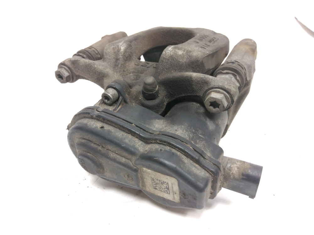 Etrier de frein arriere droit