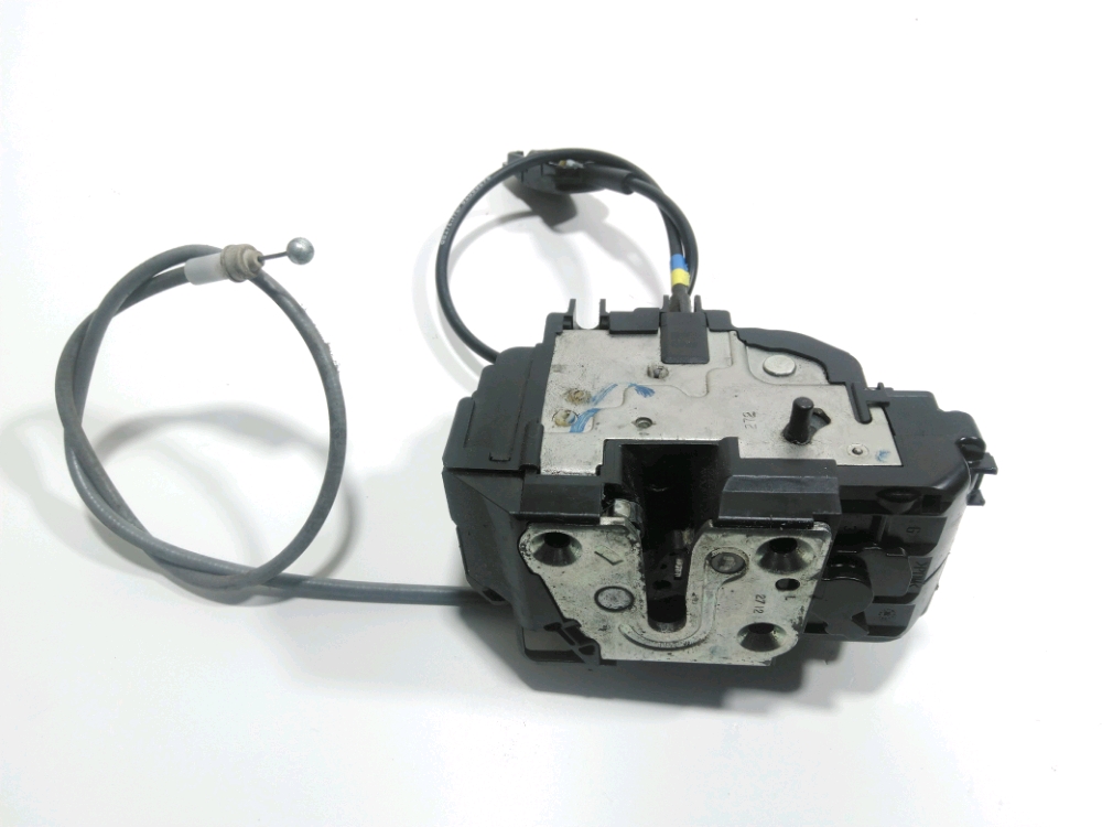 Serrure de porte arrière gauche