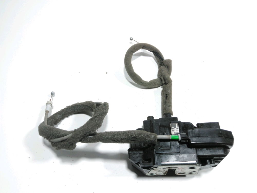 Serrure de porte arrière droite