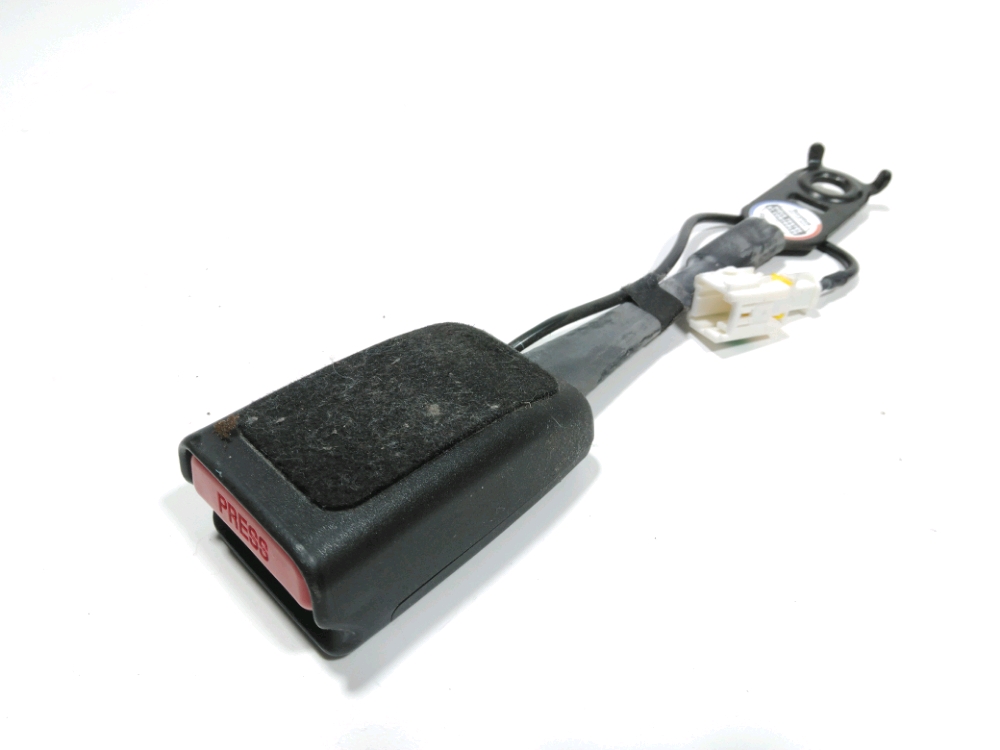Ancrage ceinture avant gauche
