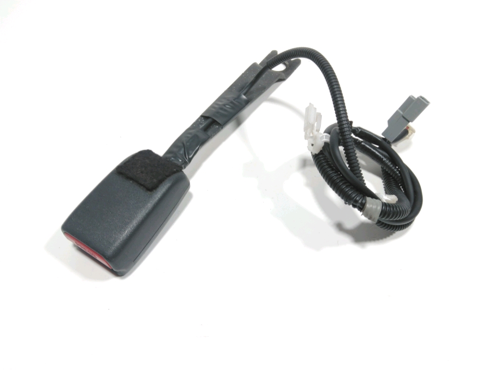 Ancrage ceinture avant droit