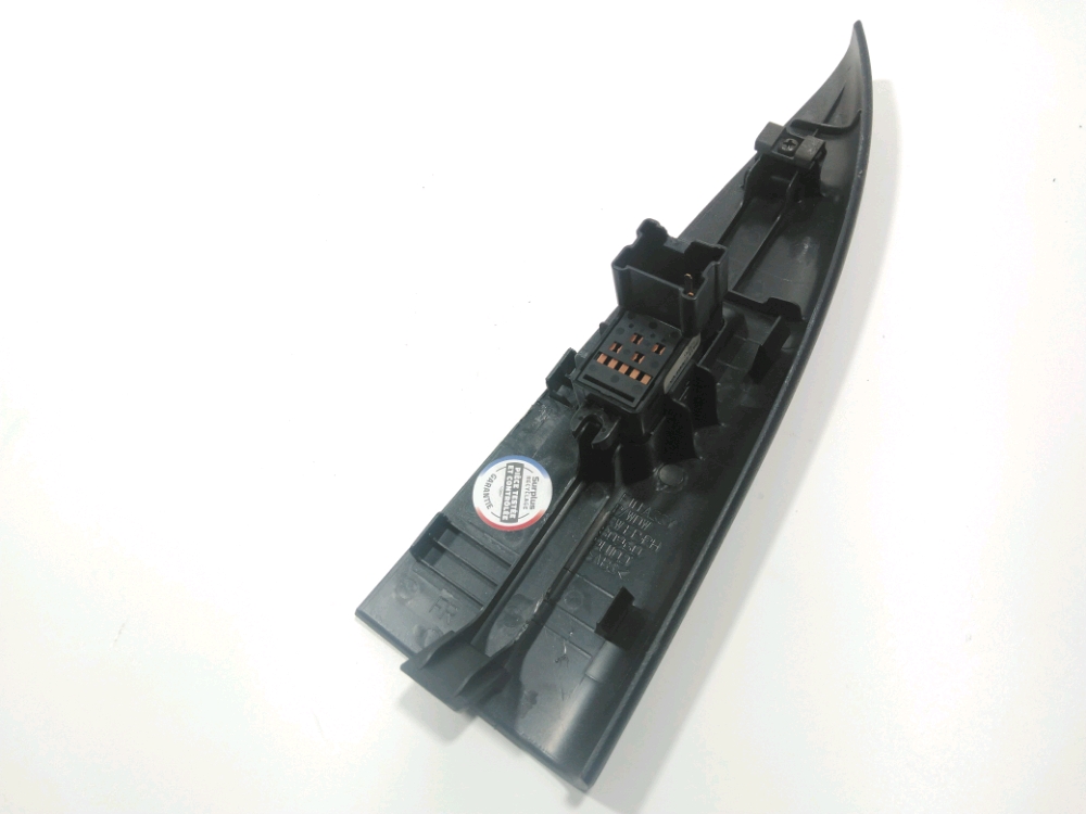 Commande lève-vitre avant droit