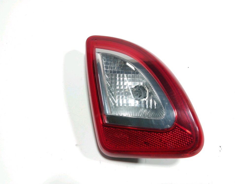 Feu arrière intérieur gauche