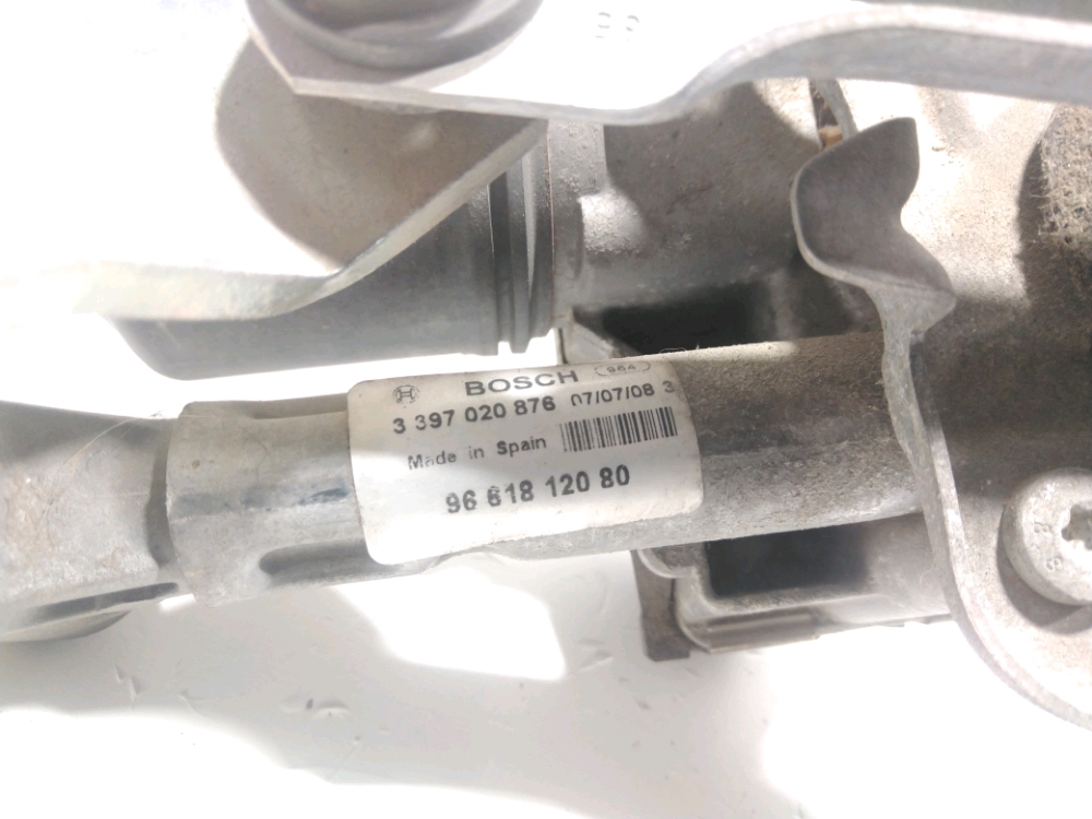 Mécanisme + moteur d'essuie glace avant