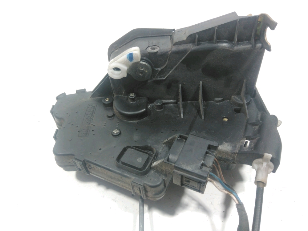 Serrure de porte arrière gauche