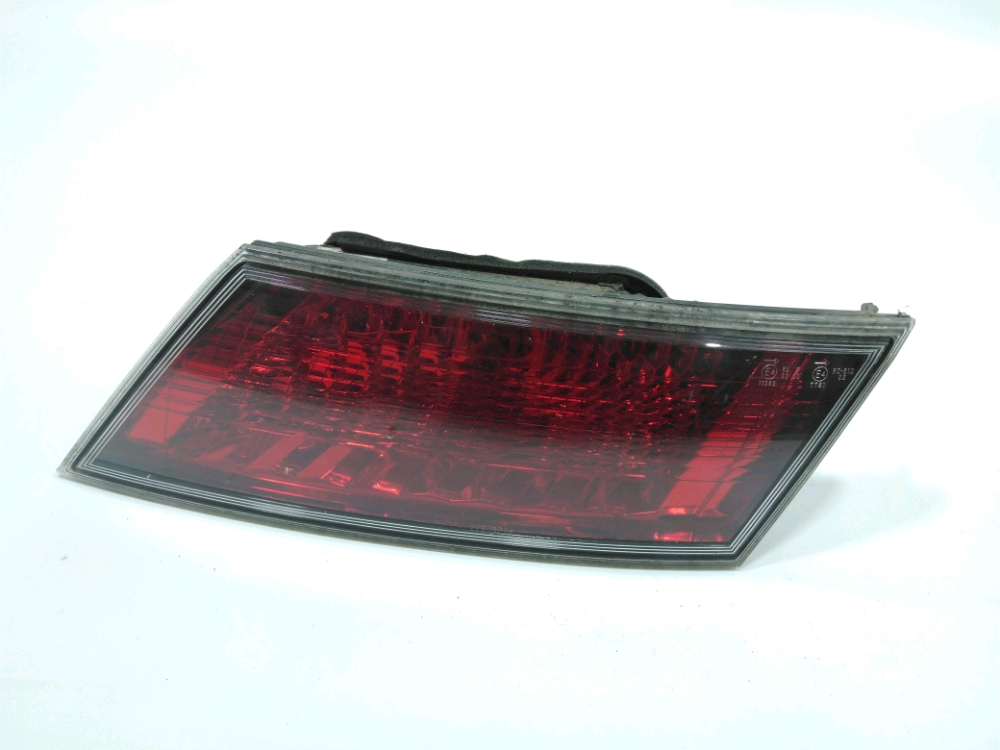 Feu arriere interieur droit