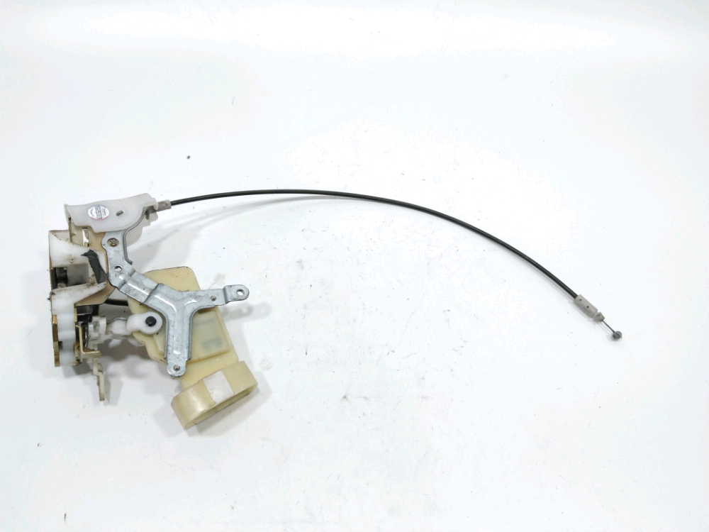 Serrure de porte avant gauche