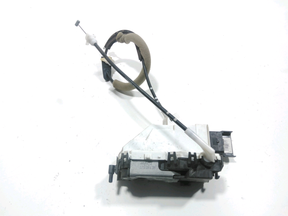 Serrure de porte avant droite