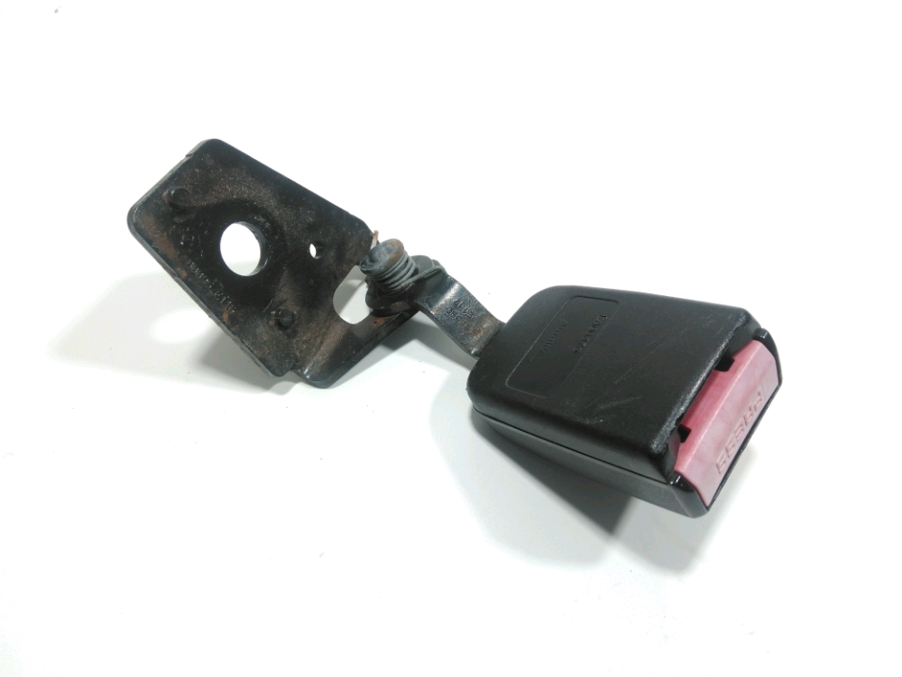 Ancrage ceinture arrière gauche