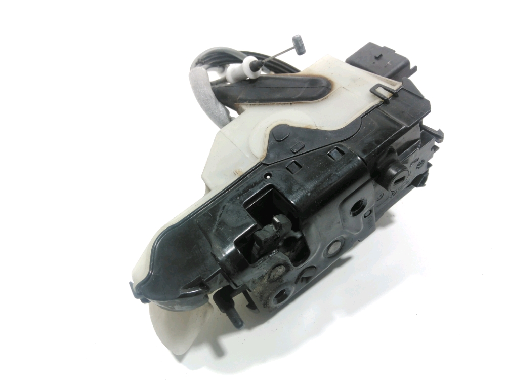 Serrure de porte avant gauche