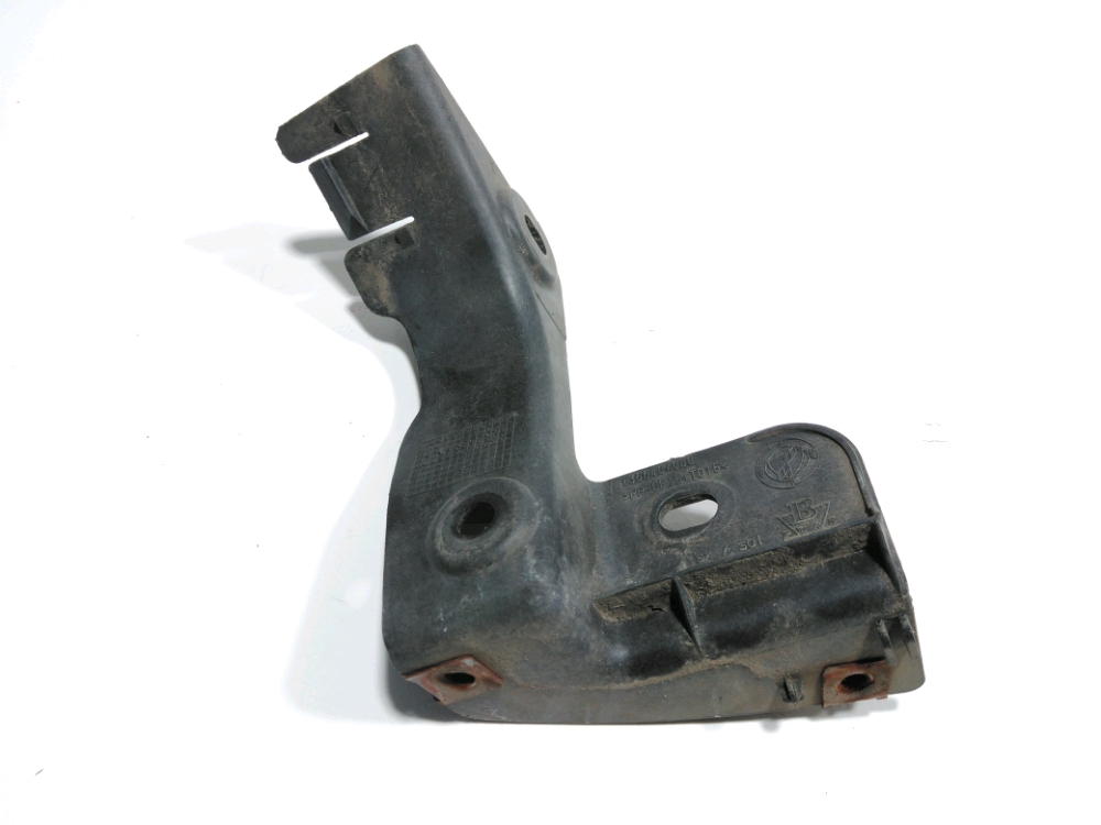 Support gauche de pare-choc arrière