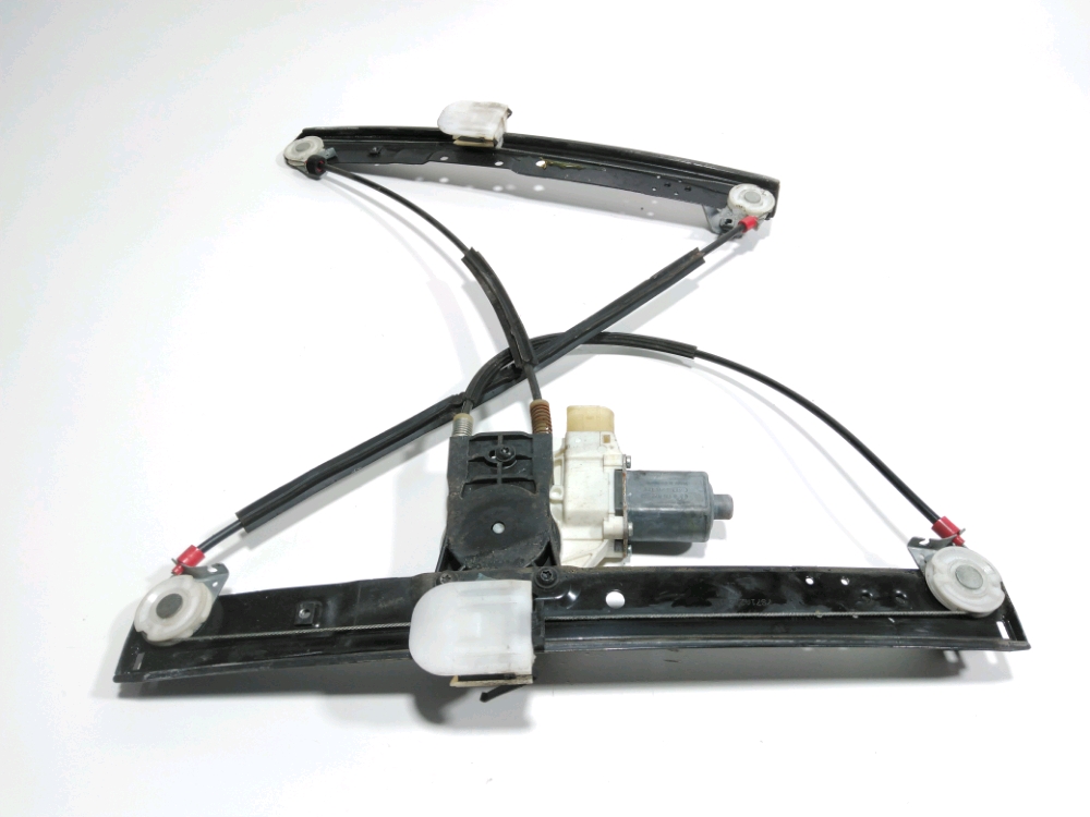 Lève-vitre électrique avant gauche
