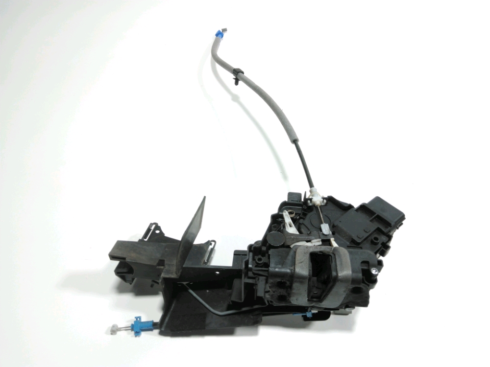 Serrure de porte avant gauche