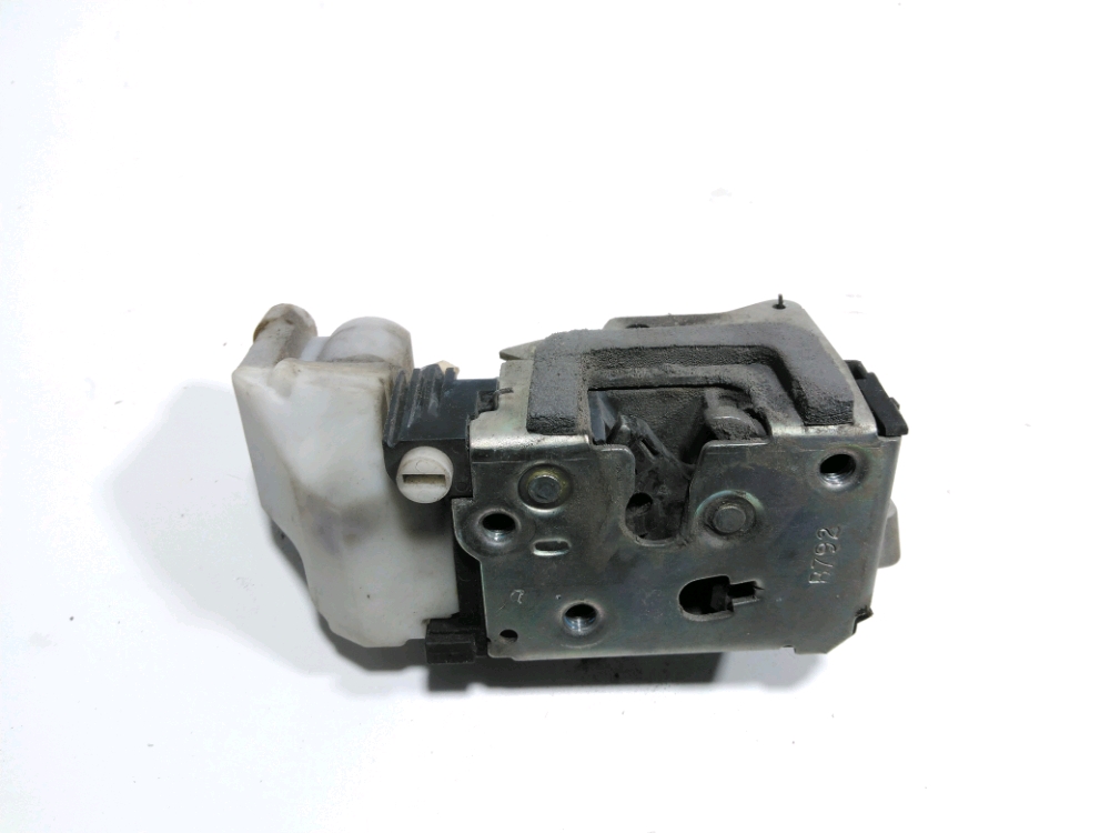 Serrure de porte arriere droite