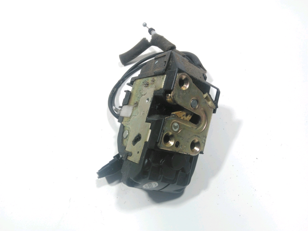 Serrure de porte avant droite