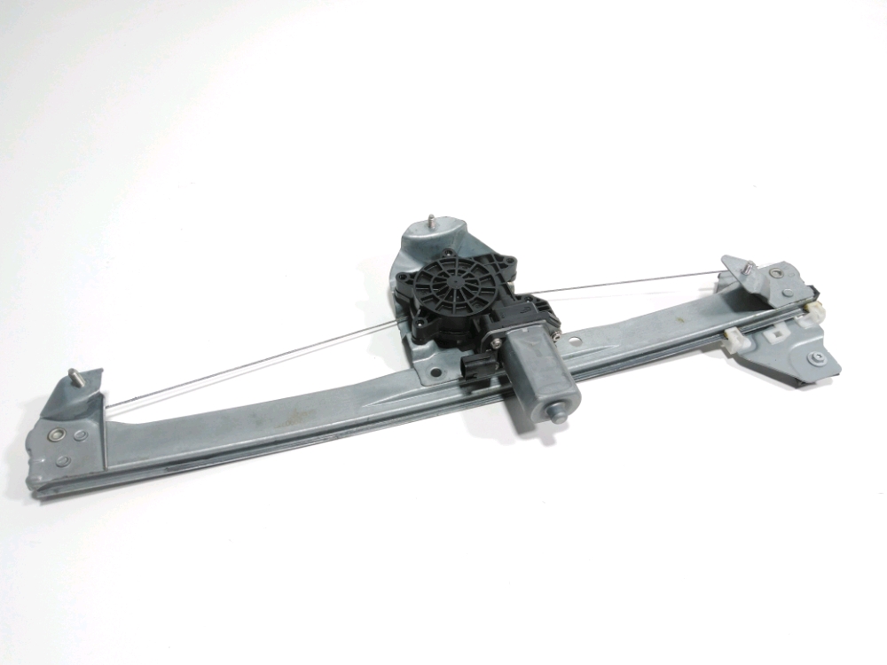 Lève-vitre électrique avant droit