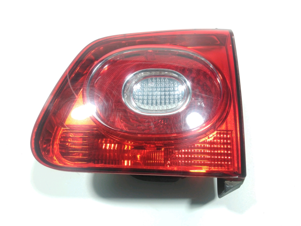 Feu arrière intérieur droit