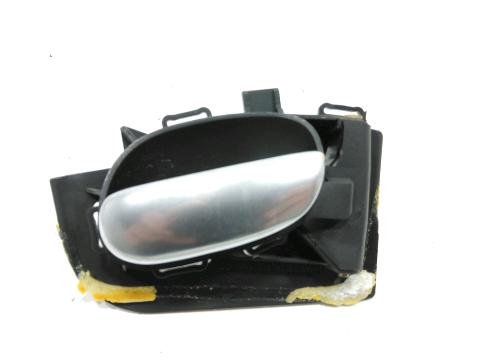 Poignée intérieure porte avant droite