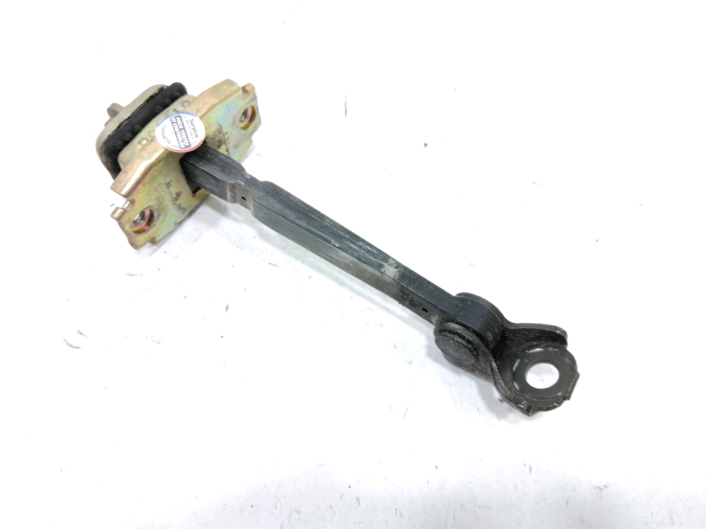 Tirant de porte avant droit