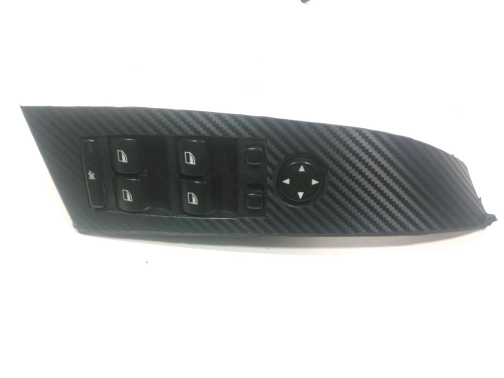 Commande lève-vitre avant gauche