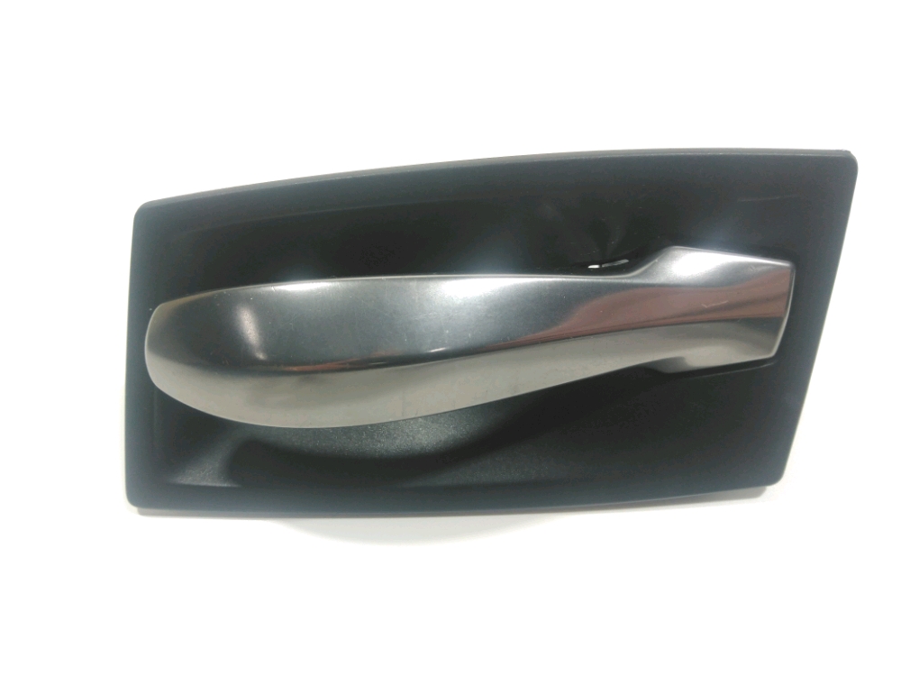 Poignée intérieure porte avant gauche