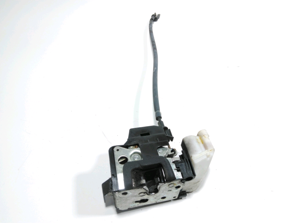 Serrure de porte avant gauche