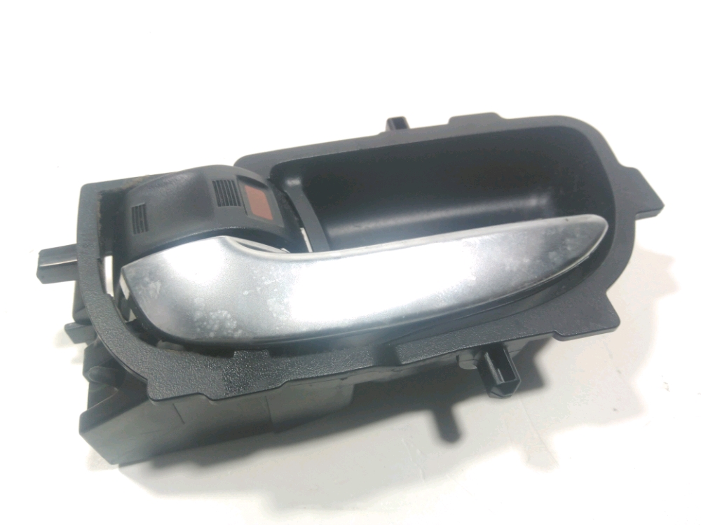 Poignée intérieure porte arrière gauche