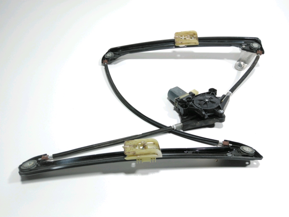 Lève-vitre électrique avant droit