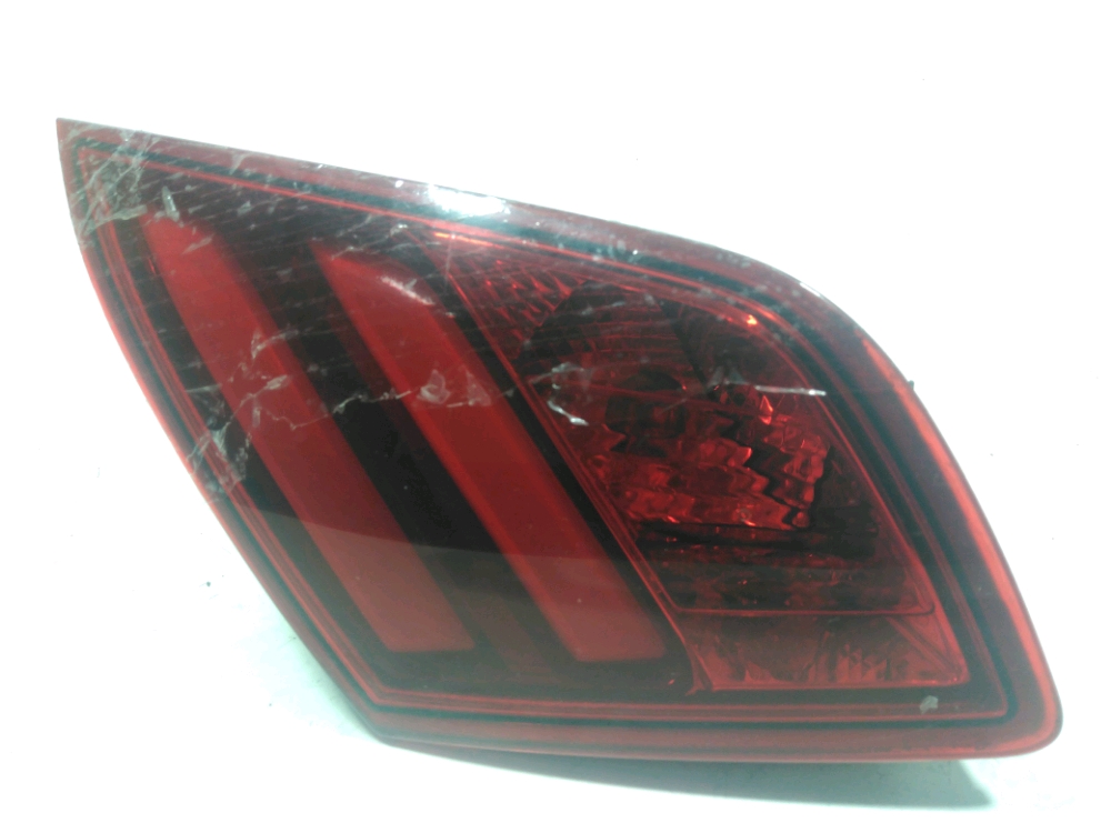 Feu arrière intérieur gauche